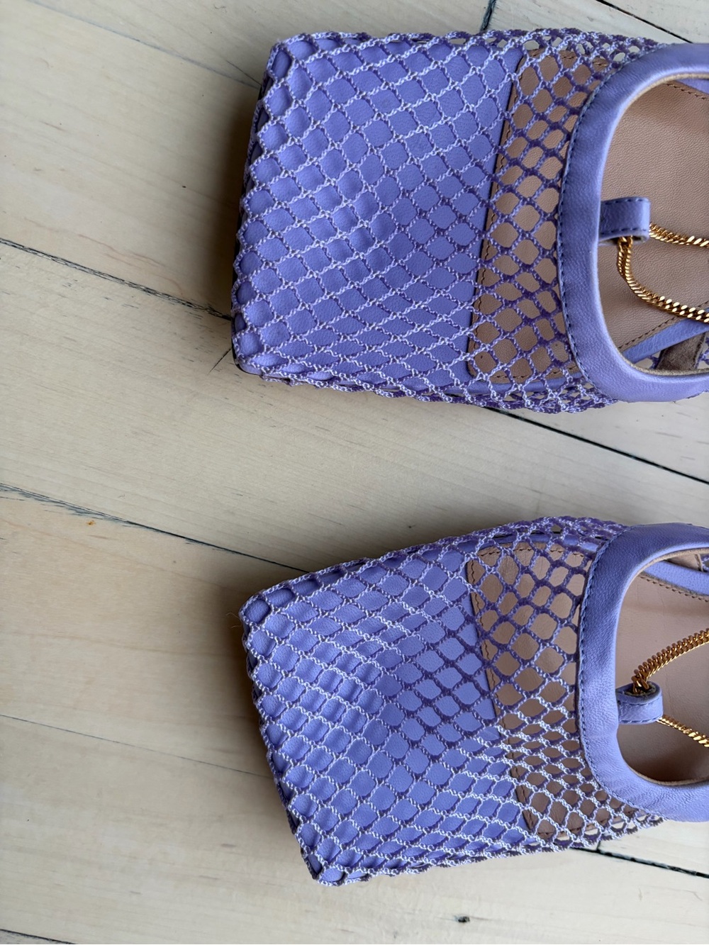 Bottega Veneta Lavender Mesh Square-Toe Flats with Gold Chain - Picture 4 of 5